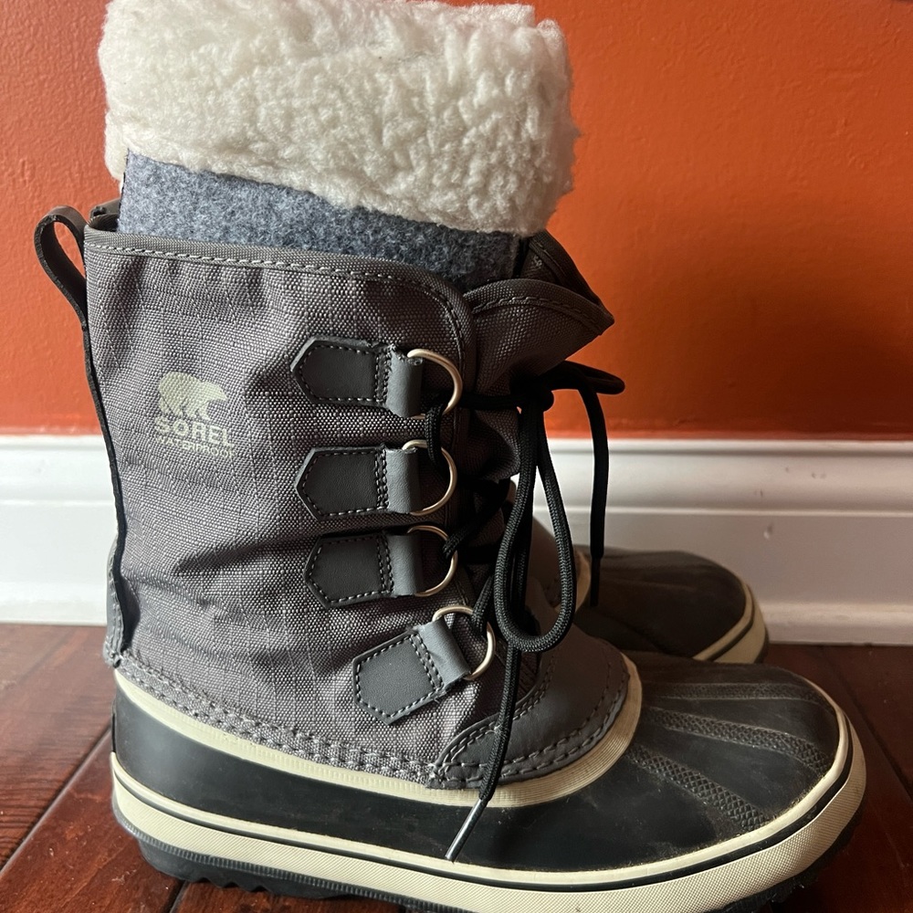 Sorel Snow boot 8.5